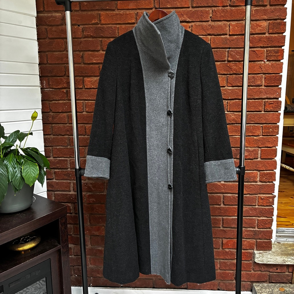 Windsmoor Women’s Charcoal Gray Two Toned Wool Pea Coat Oversized Luxury Whimsy